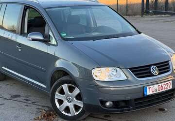 VW Touran 199.000 km 2.599 &euro; Tübingen 72072