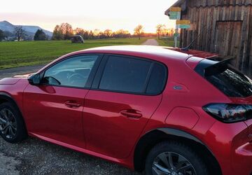 Peugeot e-208 25.300 km 16.700 &euro; Mössingen 72116