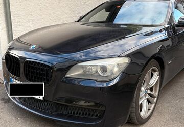 BMW 750 225.000 km 12.800 &euro; Rottenburg 72108