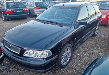 Volvo V40 174.000 km 3.333 &euro; Rangendingen 72414