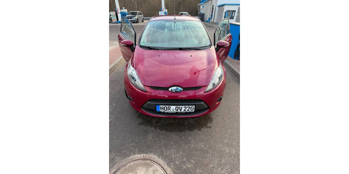 Ford Fiesta 99.080 km 4.999 &euro; Horb am Neckar 72160