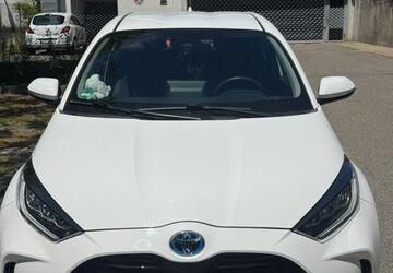 Toyota Yaris 62.000 km 18.600 &euro; Stuttgart Degerloch 70597