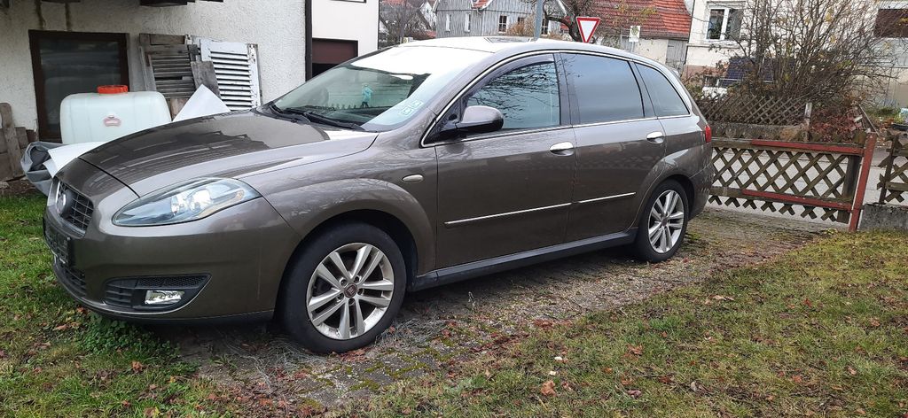 Fiat Croma 294.000 km 2.700 &euro; Sonnenbühl 72820