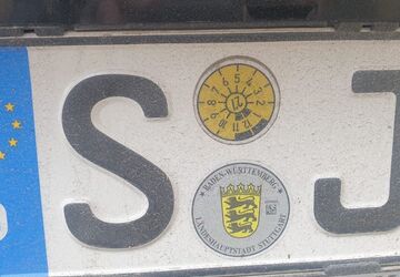 BMW 116 221.250 km 3.200 &euro; Stuttgart 70184