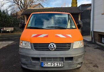 VW T5 Transporter 235.318 km 7.999 &euro; Reutlingen 72766